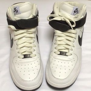 Nike Air Force 1 High Custom in Size 8